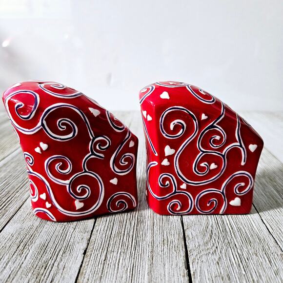 2-Piece Red Heart Shaped Salt and Pepper Shaker Set by Bella Casa by Ganz with - Picture 4 of 16